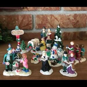 Department 56 Holiday Village Miniature Christmas Figurine Set